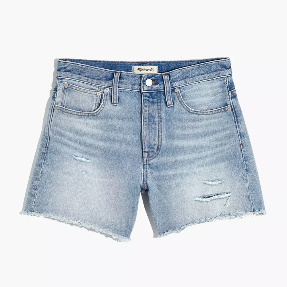 Madewell Relaxed Mid-Length Denim Shorts in Selton Wash: Ripped Edition - Picture 5 of 9